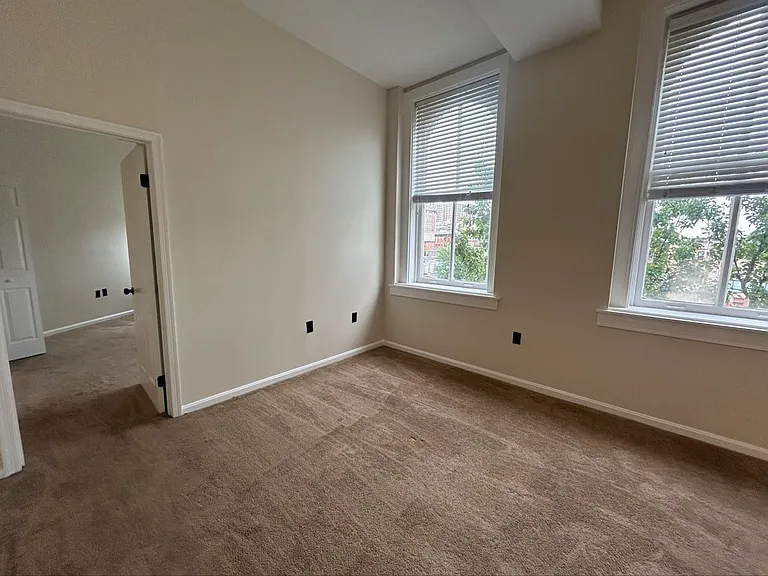 Vernon Homes — Photo 24