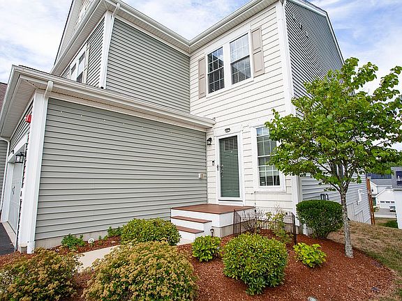 5th image of 15 Locust Ln