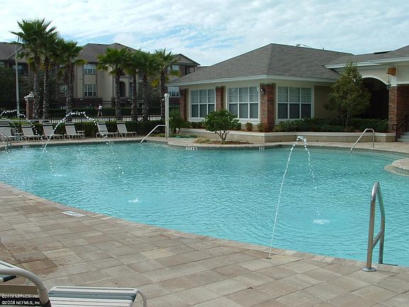 5th image of 7801 Point Meadows Dr Unit 7107