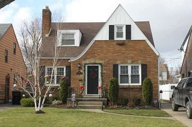 1st image of 384 Louvaine Dr