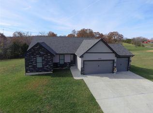 13723 Willow Wind Dr, De Soto, MO 63020