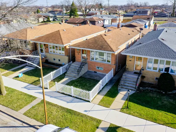 6745 W 59th St, Chicago, IL 60638