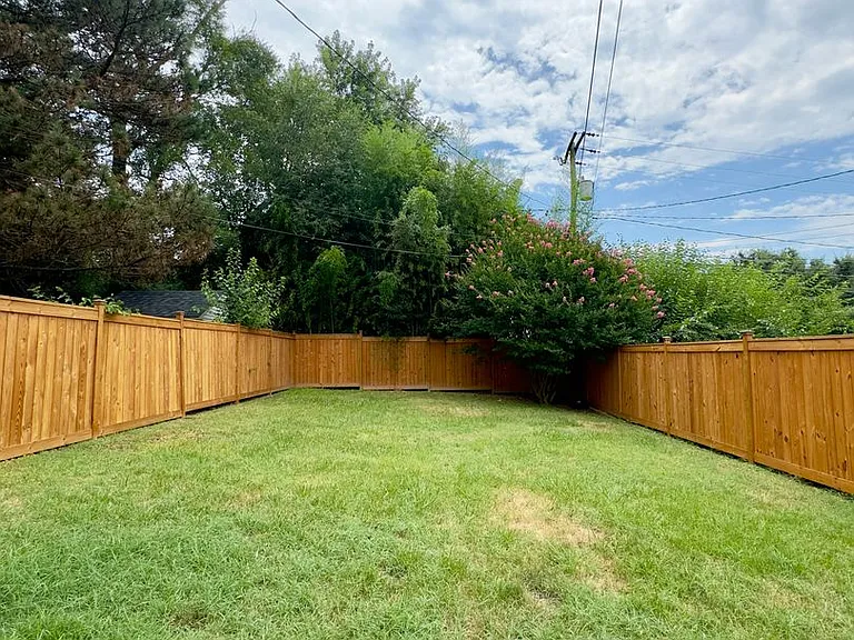 205 Sipple Ave — Photo 10