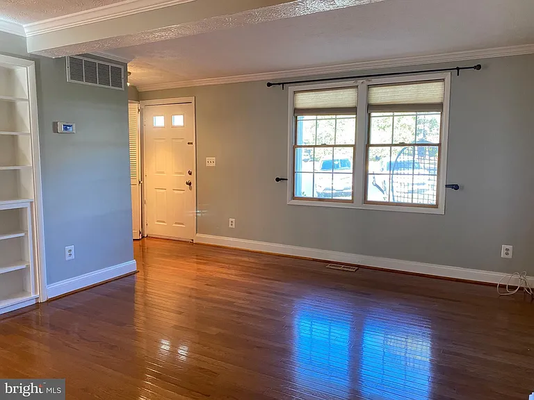 1666 Barnstead Dr — Photo 8