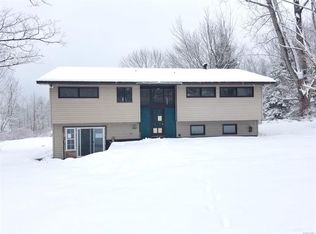 961 Snyder Hill Rd, Ithaca, NY 14850