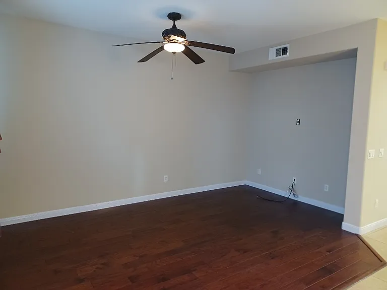 1497 Amsterdam Ct — Photo 6