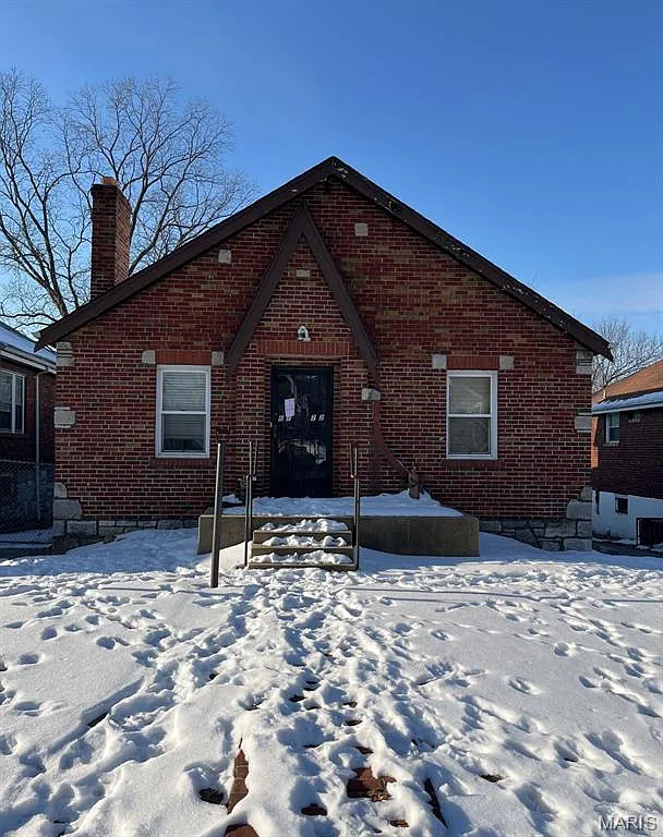 6772 Edison Ave photo 1