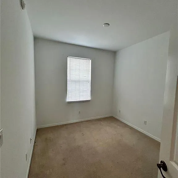 4256 Liron Ave #103 — Photo 16
