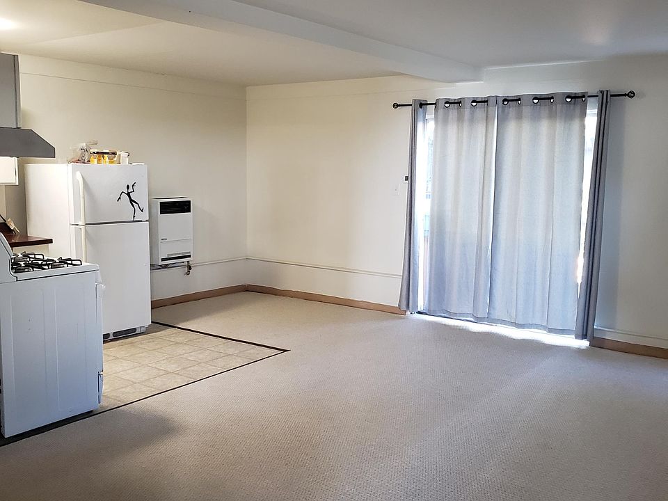 2nd image of 241 San Luis Ave #7