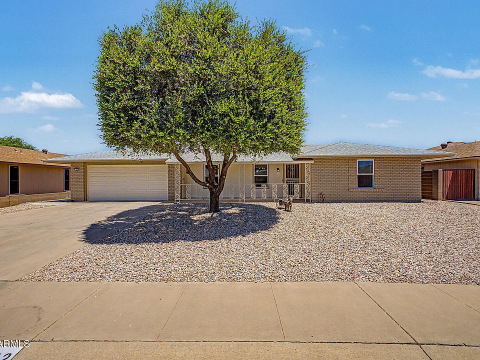 1st image of 10502 W EDGEWOOD Drive