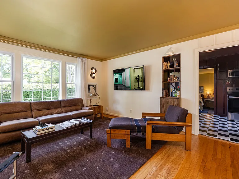 3110 Southlake Dr — Photo 20