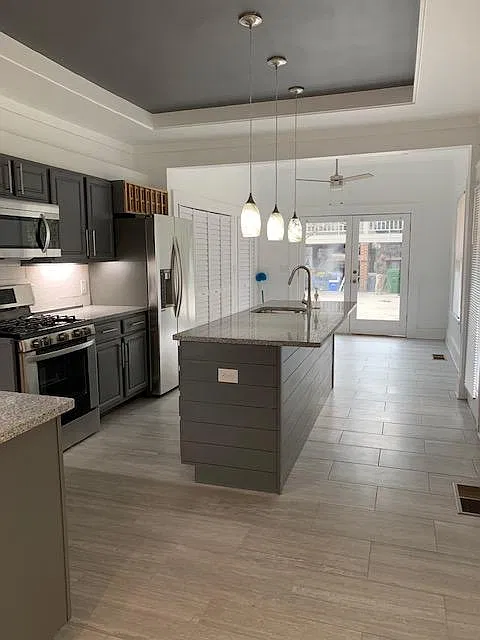 3 bed, 1800 sqft, $3,900 — Photo 3