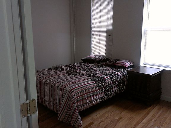 3rd image of 351 Saint Nicholas Ave APT 22