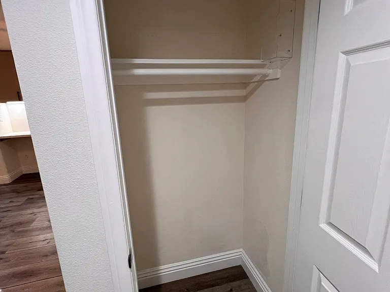 31568 Agoura Rd #6 — Photo 20