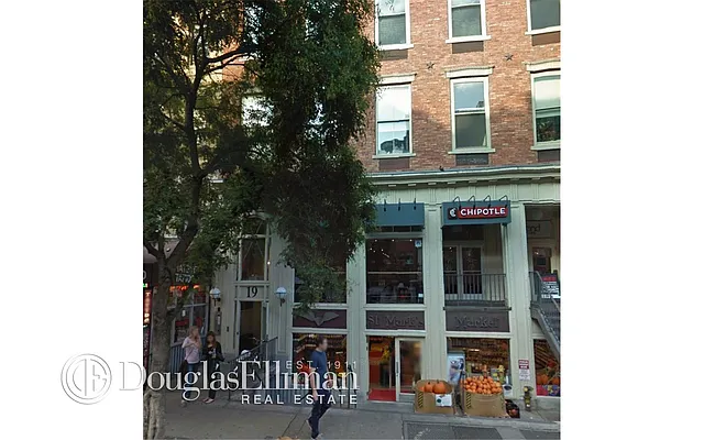 Rented by Douglas Elliman | media 39