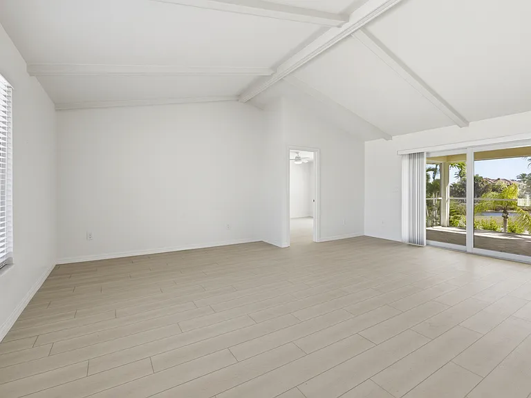 1235 Par View Dr — Photo 7