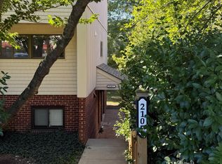 2107 Old Landing Way, Woodbridge, VA 22191