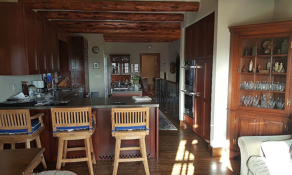 2nd image of 1615 Rotary Dr