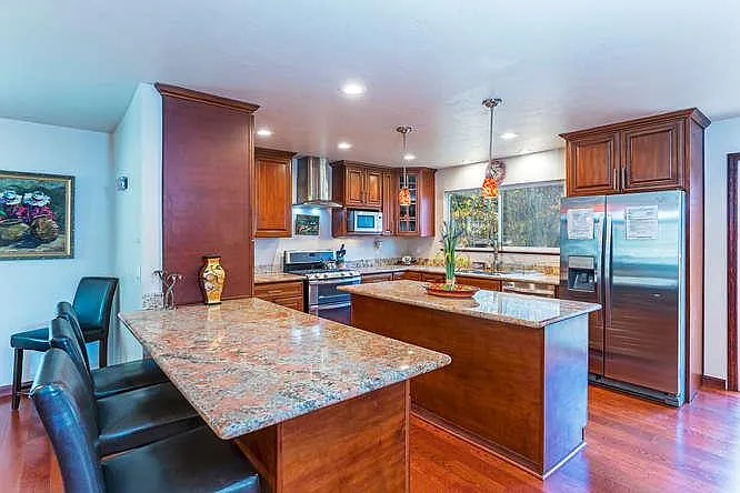 395 Sherwood Dr — Photo 6