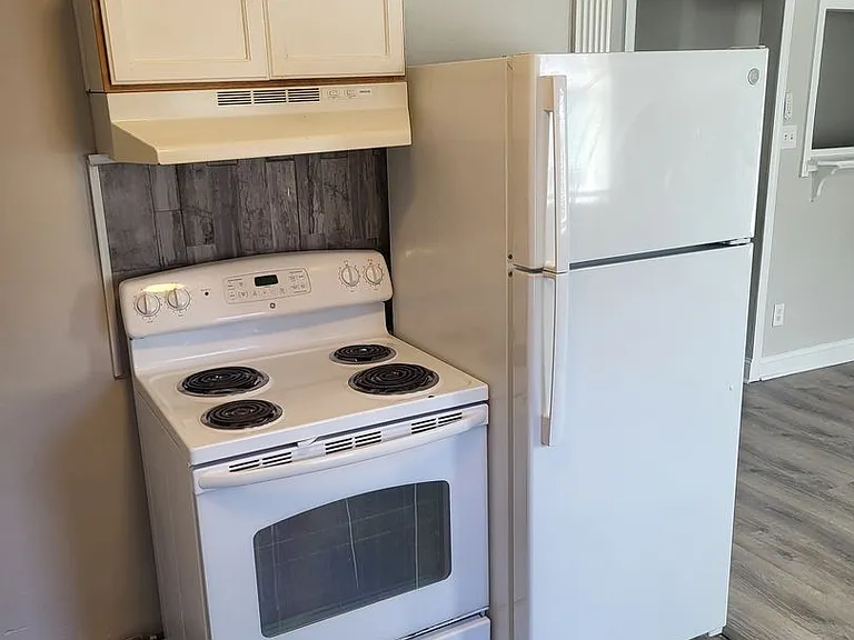 905 Hayes St — Photo 10