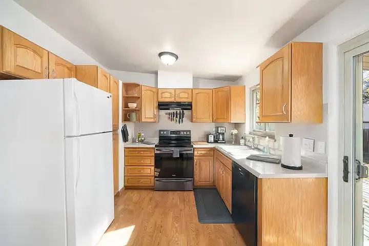 5904 S Columbine Way — Photo 2