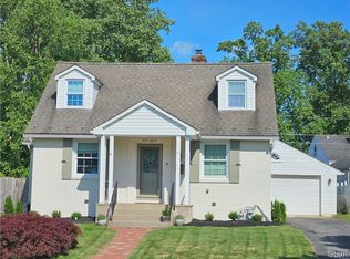 409 Maple Rd, Hellertown, PA 18055