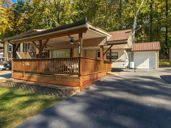 Park Blvd Lot 7, Falling Waters, WV 25419