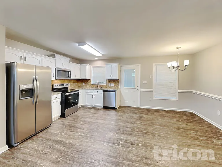 1657 Lemming Dr — Photo 4