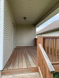 3 bed, 2.0 bath, 1980 sqft, $1,695 — Photo 3