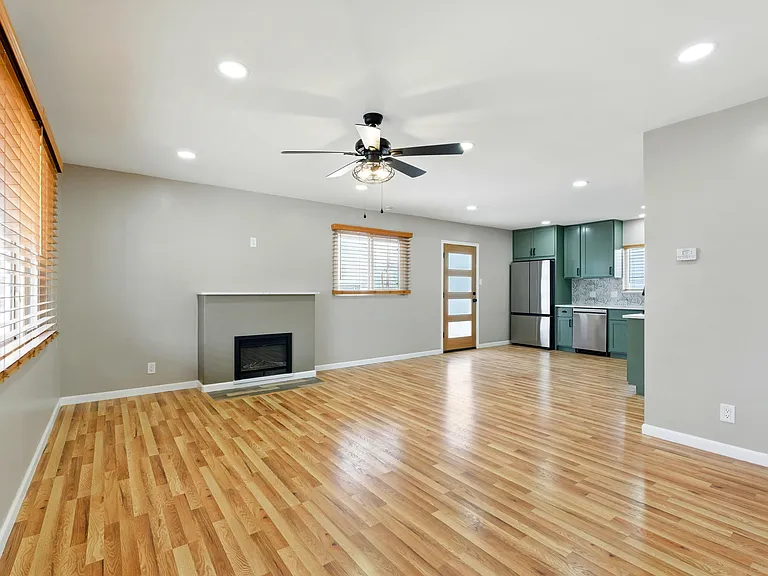 2905 San Rafael Ave SE — Photo 6