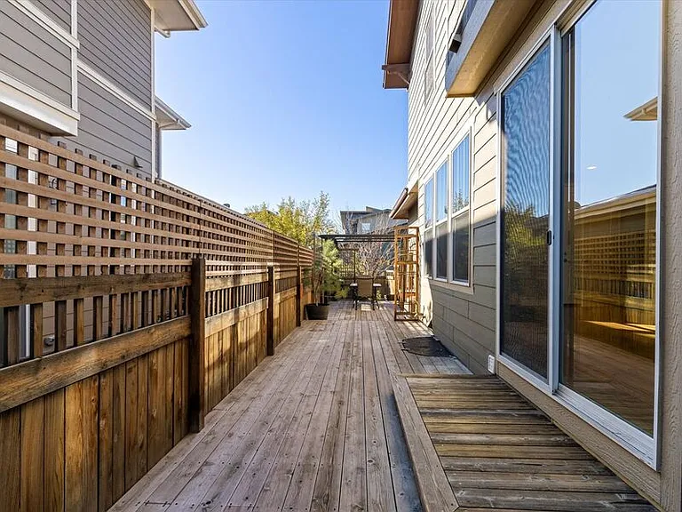 11163 E 28th Pl — Photo 20
