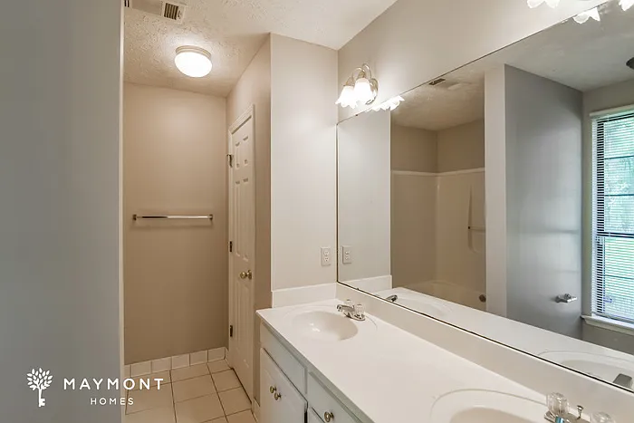 6355 Sandy Ridge Curv — Photo 7
