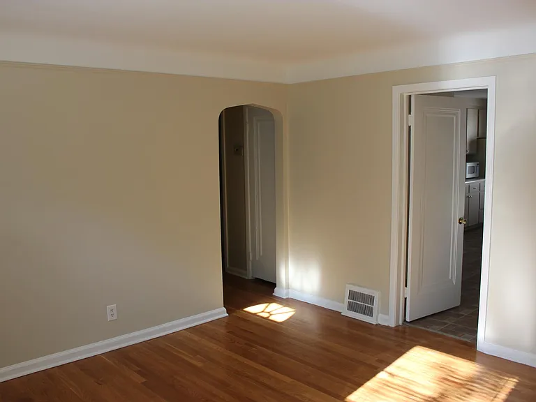 1215 N Blair Ave — Photo 3