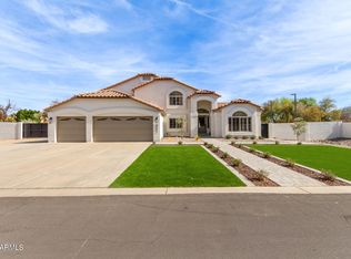 951 N Poinciana Rd, Gilbert, AZ 85234