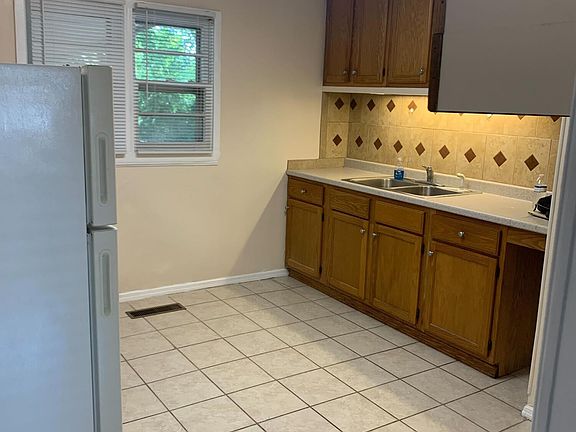3rd image of 4217 13th Ave