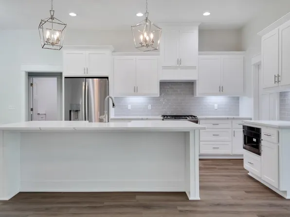 3382 Mariana Oaks Dr, Tallahassee, FL 32311