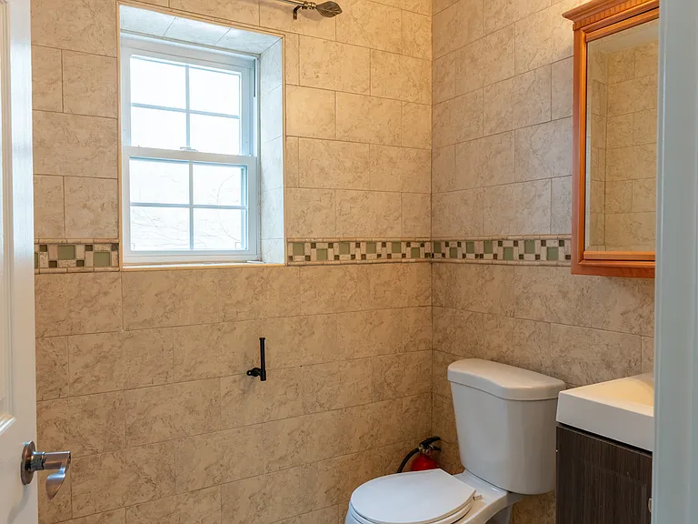 198 Stuyvesant Ave #2 — Photo 11