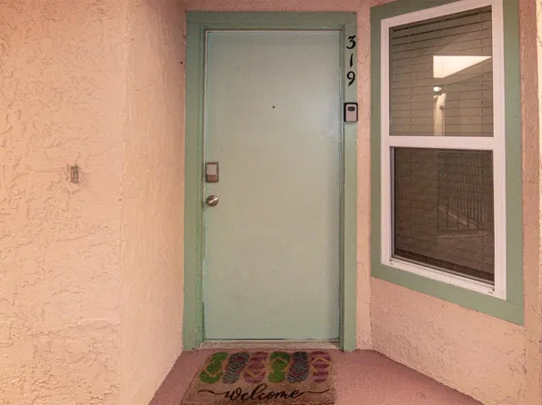 9520 Seawall Blvd APT 319, Galveston, TX 77554