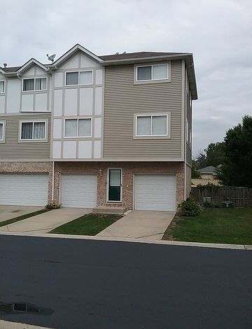 1st image of 7550 Heritage Ct