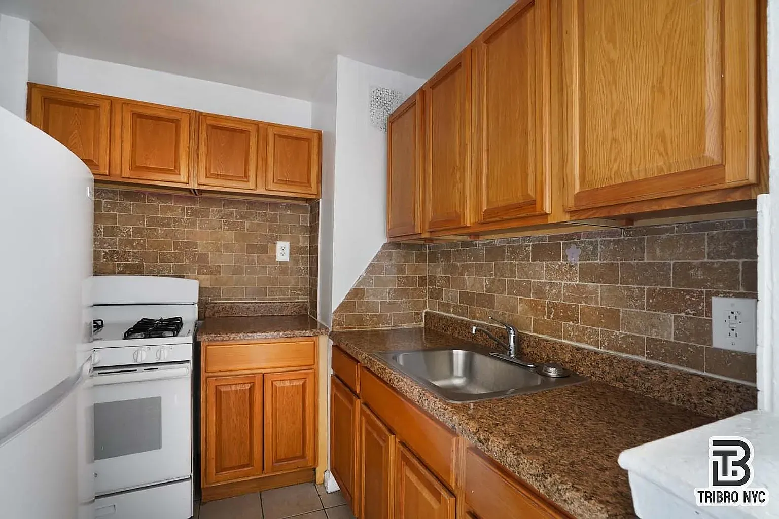 101 East 59th Street — Photo 2