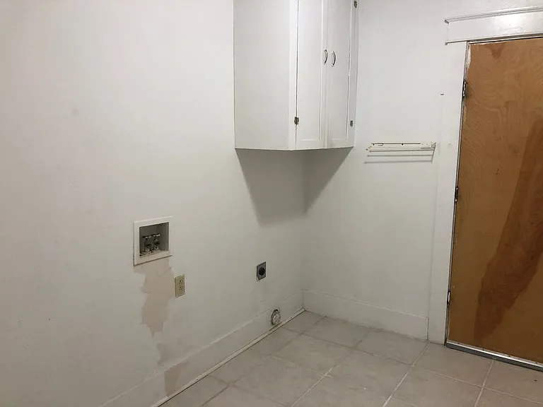 619 Poplar St — Photo 9