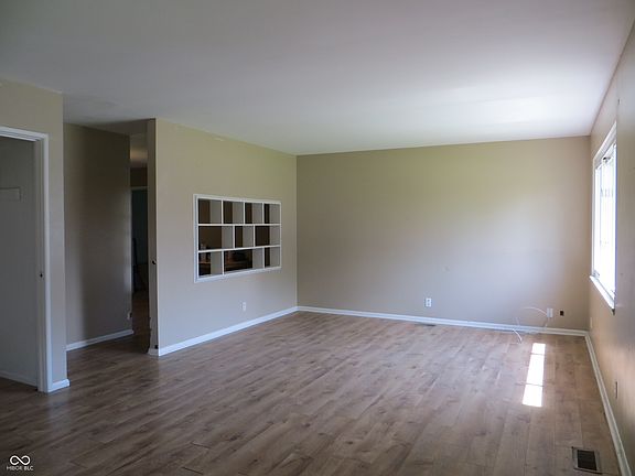 3rd image of 6130 W 29th Pl