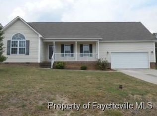 65 Mosby Ln, Spring Lake, NC 28390