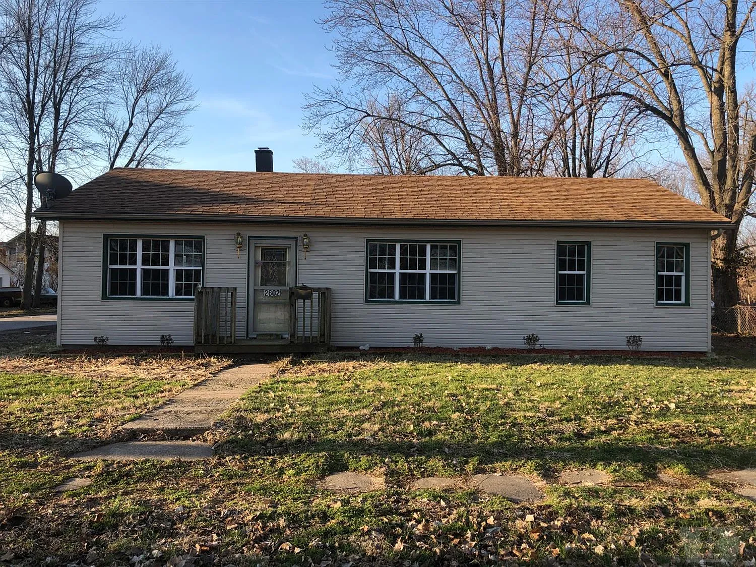 2602 Avenue J photo 1