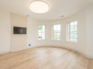 158 Saint Alphonsus St #X3, Boston, MA 02120