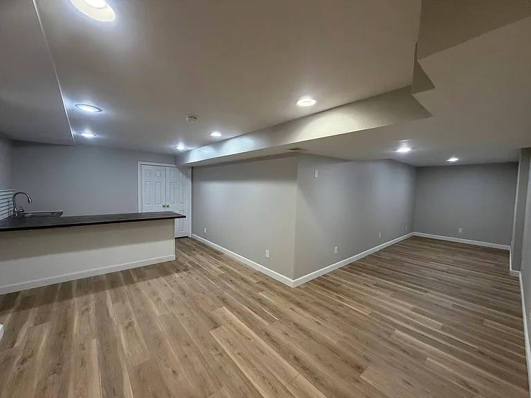 917 Emerald Oaks Ct — Photo 29