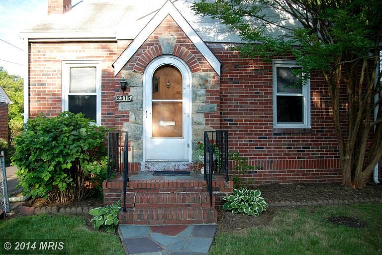 1st image of 2315 N Kenmore St
