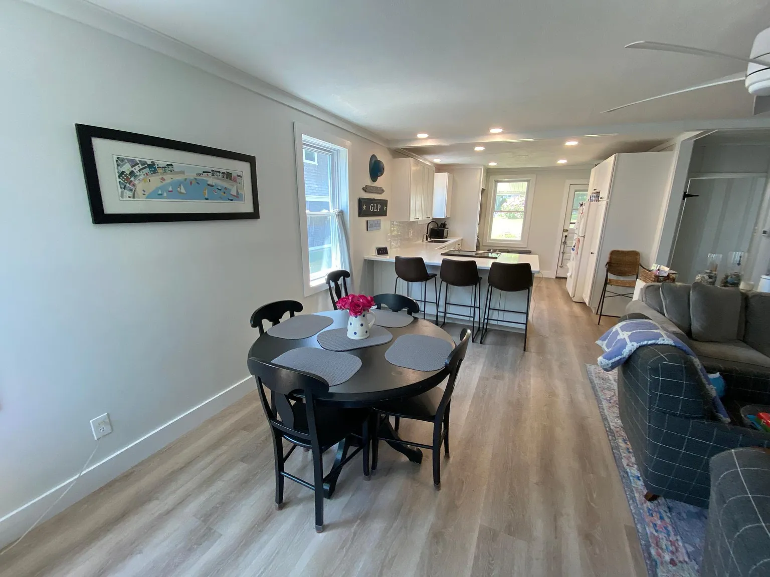 3 bed, 1104 sqft, $1,950 — Photo 3