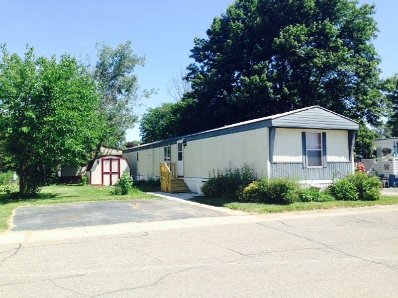 2nd image of 38 Birch Dr