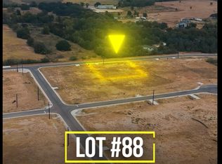 167 Palisade Rd, Elgin, TX 78621